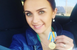Балерина Нина Маляренко получила медаль за спасение тонувшей девочки