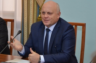 Назаров: в Омской области создаются технологии, достойные мирового рынка